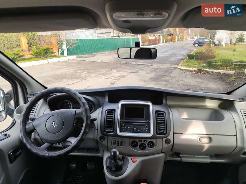 Грузопассажирский фургон Renault Trafic 2012 в Киеве фото 25 Грузопассажирский фургон Renault Trafic 2012 в Киеве