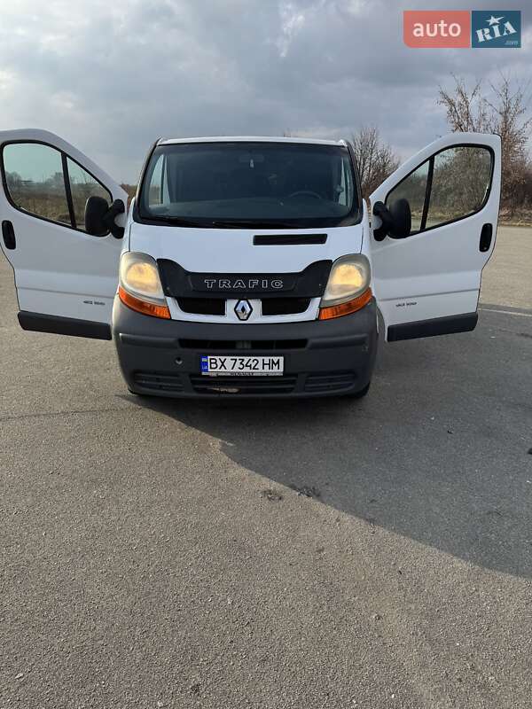 Минивэн Renault Trafic 2004 в Изяславе фото 5 Минивэн Renault Trafic 2004 в Изяславе