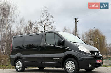 Минивэн Renault Trafic 2011 в Ровно