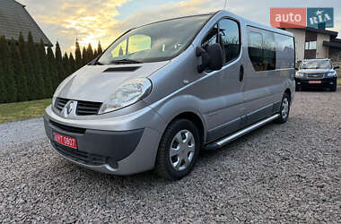 Грузопассажирский фургон Renault Trafic 2011 в Луцке