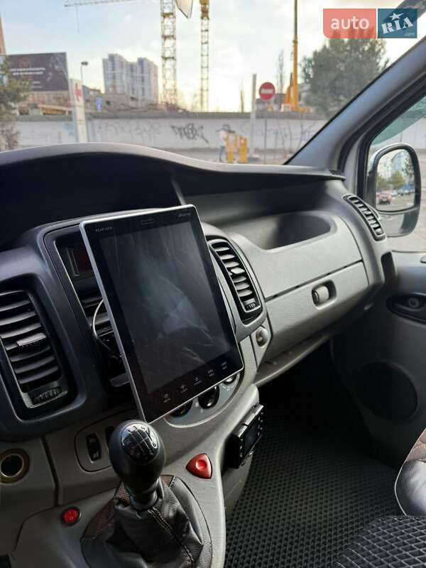 Мінівен Renault Trafic 2011 в Одесі фото 7 Мінівен Renault Trafic 2011 в Одесі