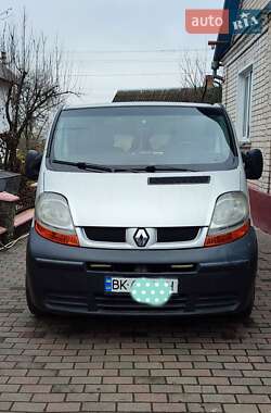 Мінівен Renault Trafic 2004 в Дубні