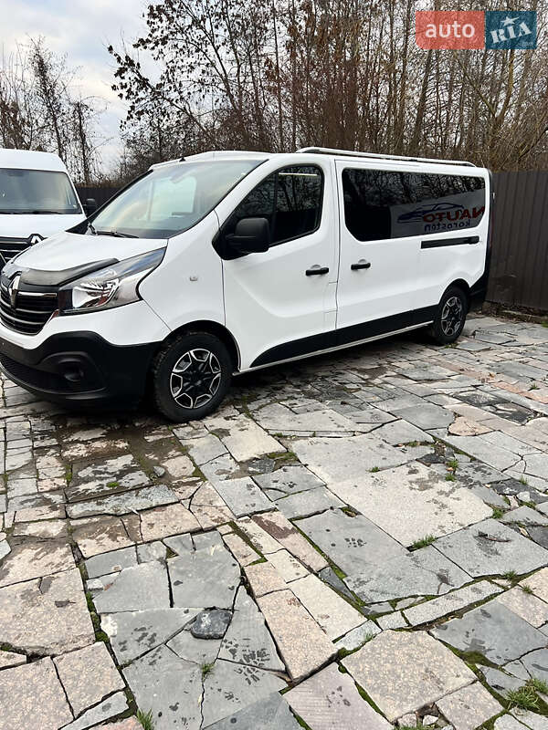 Минивэн Renault Trafic 2021 в Коростене