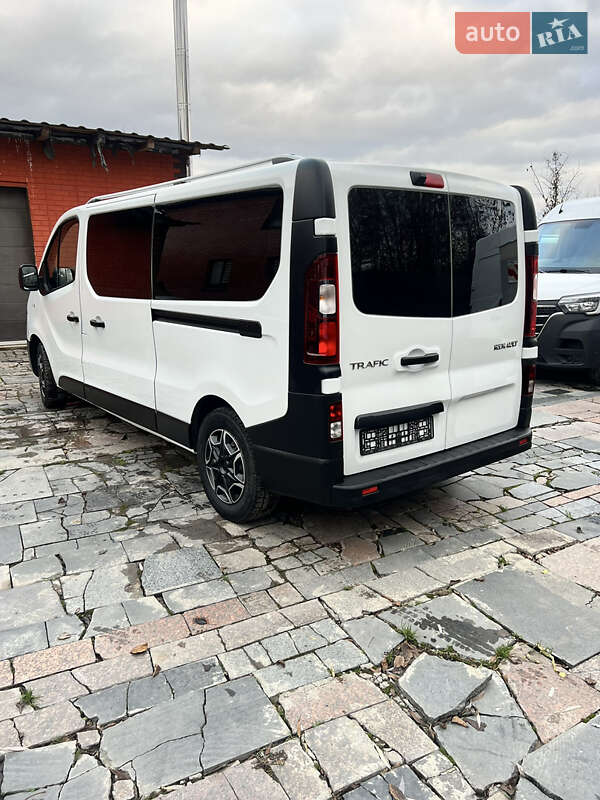 Минивэн Renault Trafic 2021 в Коростене
