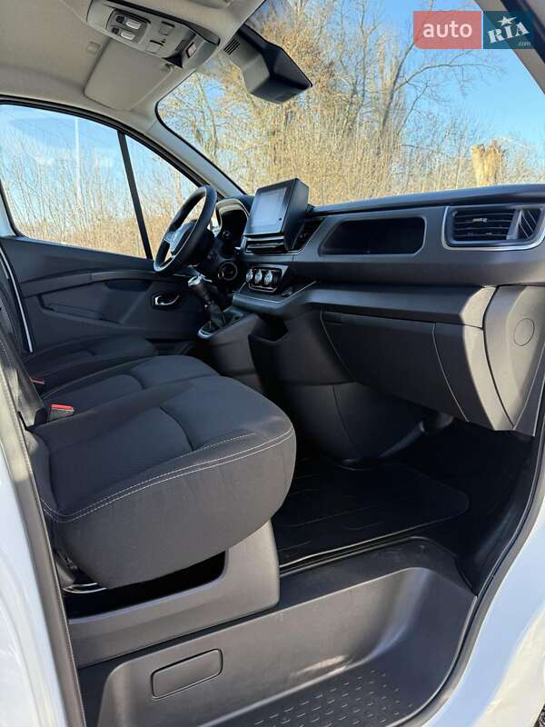 Вантажний фургон Renault Trafic 2022 в Ладижині фото 30 Вантажний фургон Renault Trafic 2022 в Ладижині