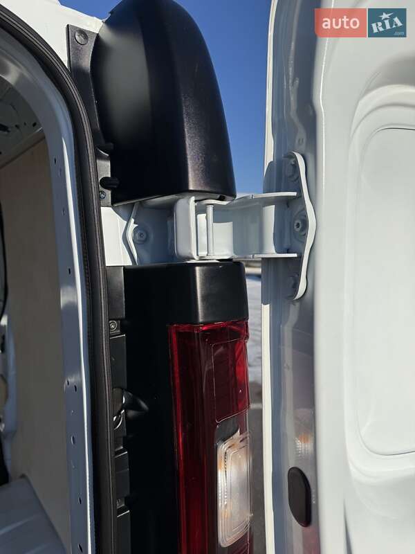 Вантажний фургон Renault Trafic 2022 в Ладижині фото 47 Вантажний фургон Renault Trafic 2022 в Ладижині