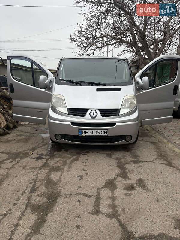 Микроавтобус Renault Trafic 2012 в Одессе