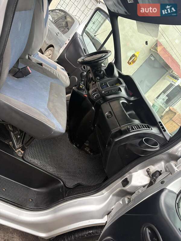 Микроавтобус Renault Trafic 2012 в Одессе