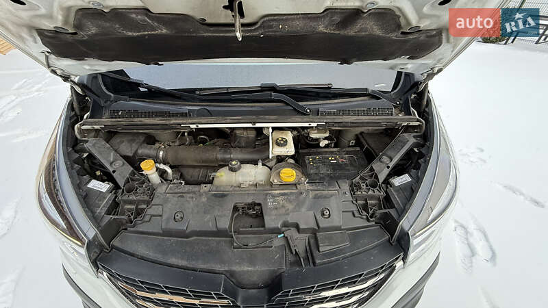 Грузовой фургон Renault Trafic 2021 в Ровно фото 21 Грузовой фургон Renault Trafic 2021 в Ровно