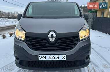 Грузопассажирский фургон Renault Trafic 2015 в Дубно