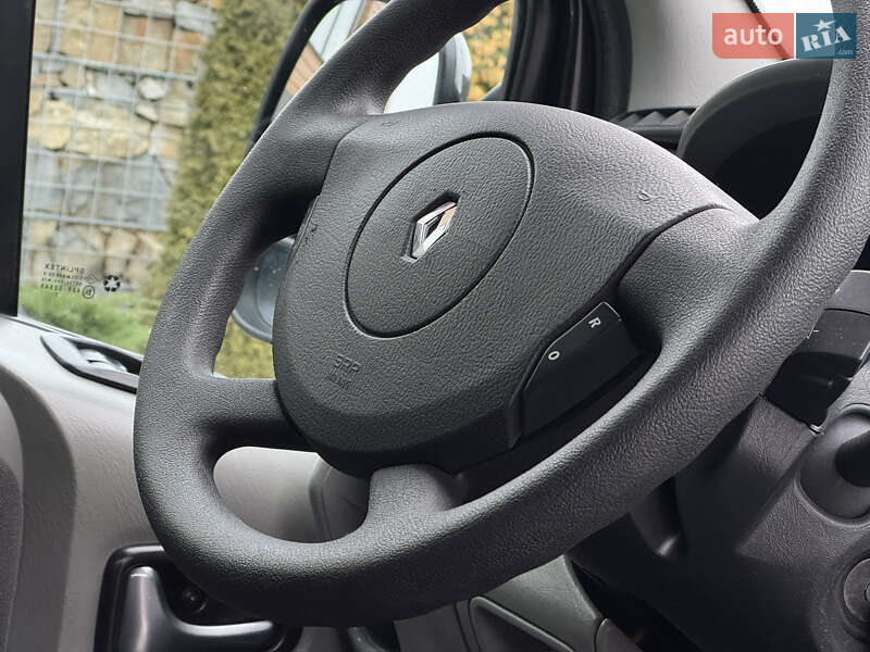 Минивэн Renault Trafic 2013 в Стрые