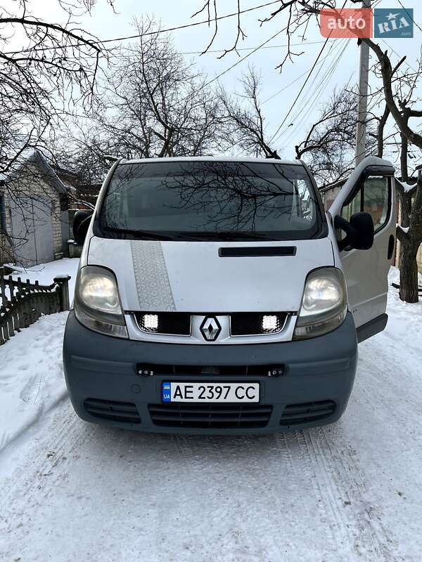 Грузовой фургон Renault Trafic 2003 в Павлограде фото 15 Грузовой фургон Renault Trafic 2003 в Павлограде
