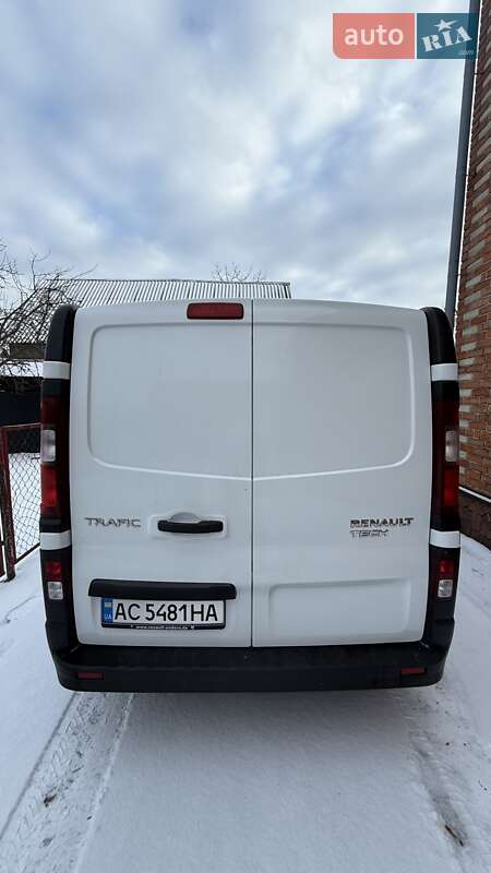 Грузовой фургон Renault Trafic 2016 в Старой Выжевке