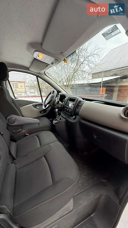 Грузовой фургон Renault Trafic 2016 в Старой Выжевке