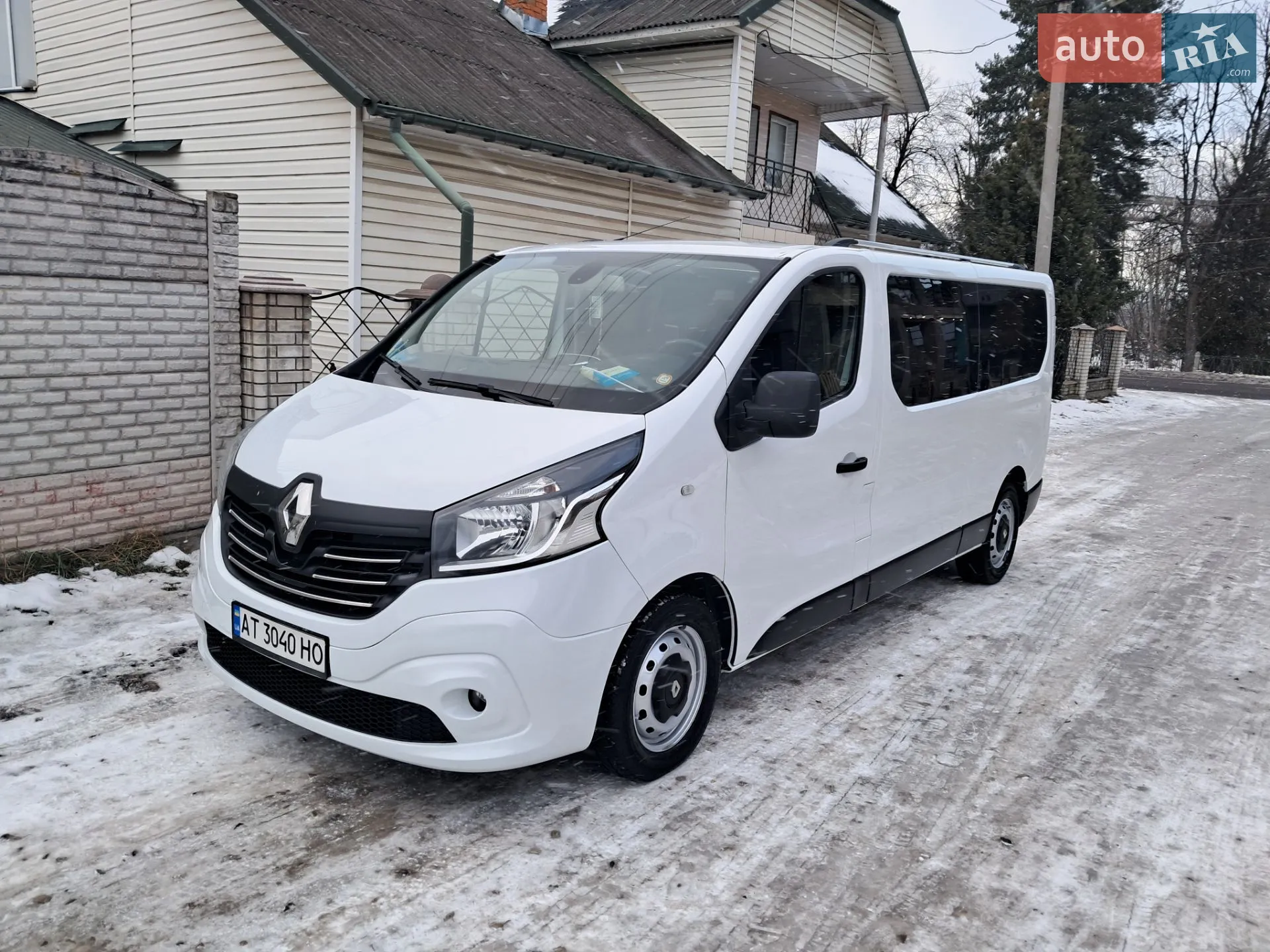 2016 Renault Trafic - мініатюра 3