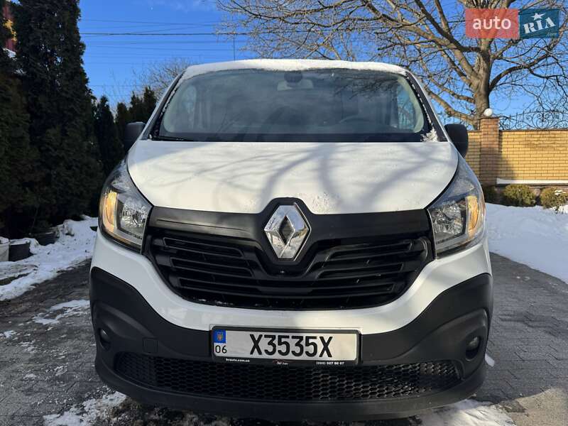 Грузовой фургон Renault Trafic 2016 в Житомире