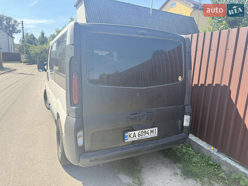 Минивэн Renault Trafic 2004 в Василькове