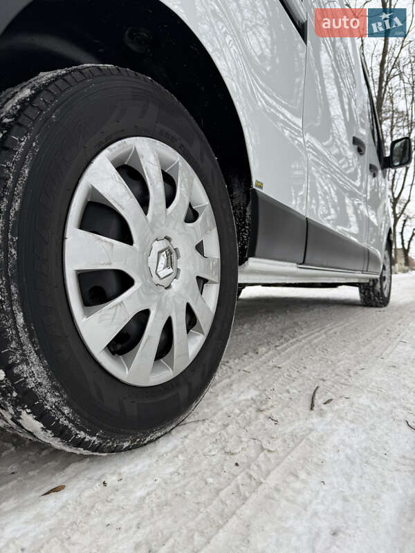 Грузовой фургон Renault Trafic 2021 в Казатине фото 22 Грузовой фургон Renault Trafic 2021 в Казатине