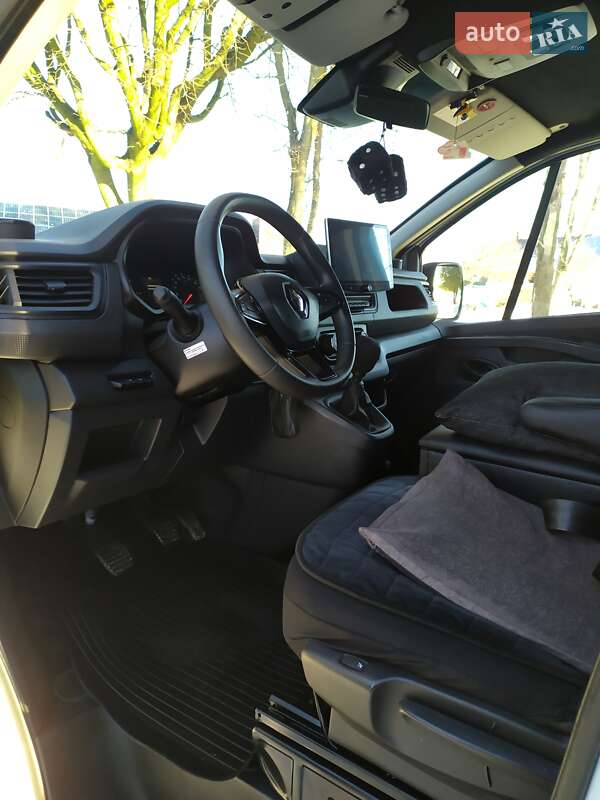 Минивэн Renault Trafic 2022 в Ровно