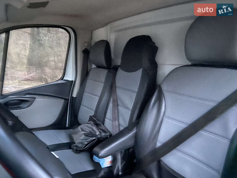 Грузовой фургон Renault Trafic 2016 в Днепре