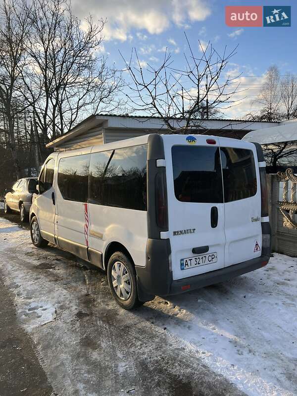 Минивэн Renault Trafic 2004 в Коломые