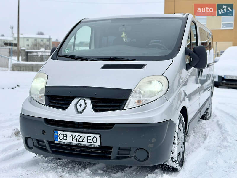 Минивэн Renault Trafic 2011 в Ровно