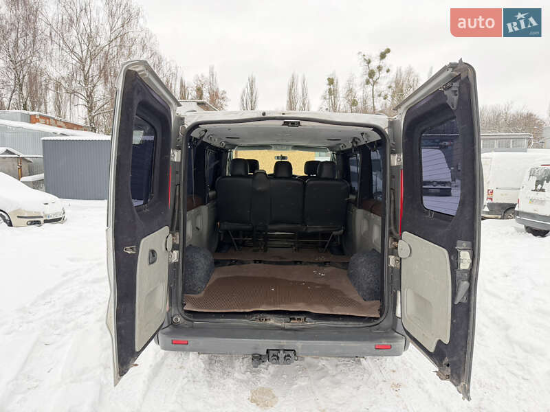 Минивэн Renault Trafic 2011 в Ровно