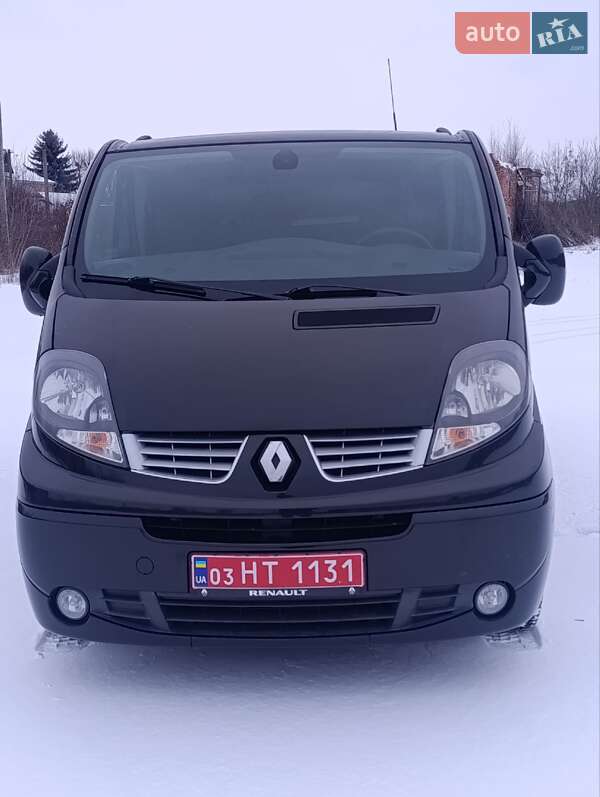 Вантажний фургон Renault Trafic 2013 в Василькові