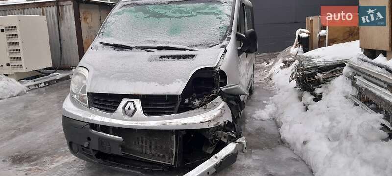 Минивэн Renault Trafic 2010 в Киеве фото 4 Минивэн Renault Trafic 2010 в Киеве