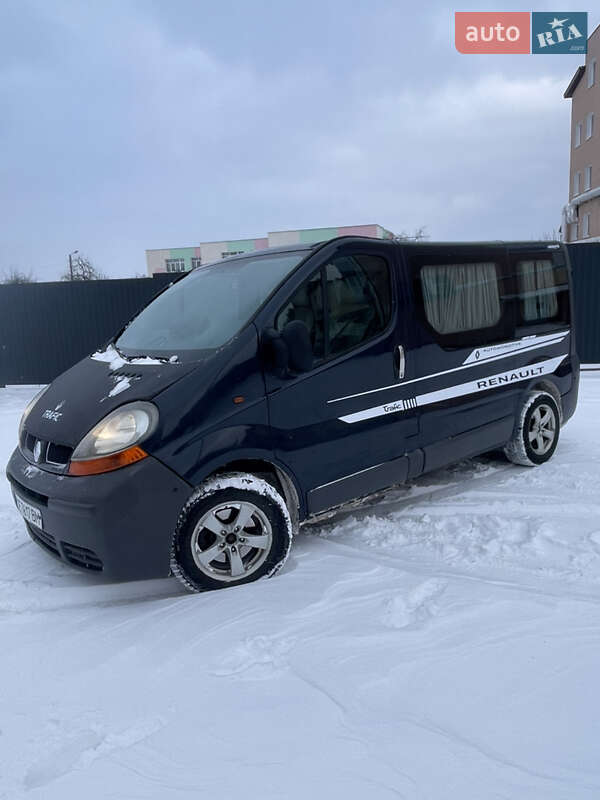 Минивэн Renault Trafic 2004 в Виннице фото Минивэн Renault Trafic 2004 в Виннице