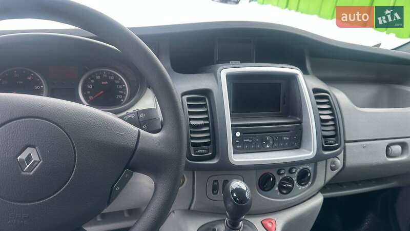 Минивэн Renault Trafic 2011 в Дубно