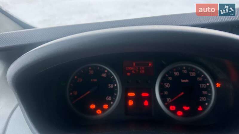 Минивэн Renault Trafic 2011 в Дубно