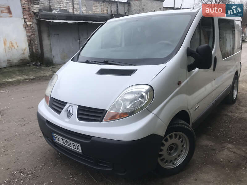 Минивэн Renault Trafic 2007 в Каменец-Подольском