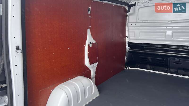 Микроавтобус грузовой (до 3,5т) Renault Trafic 2020 в Днепре