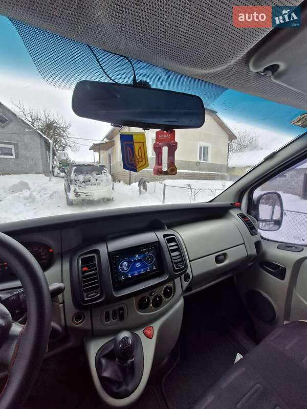 Минивэн Renault Trafic 2004 в Бережанах