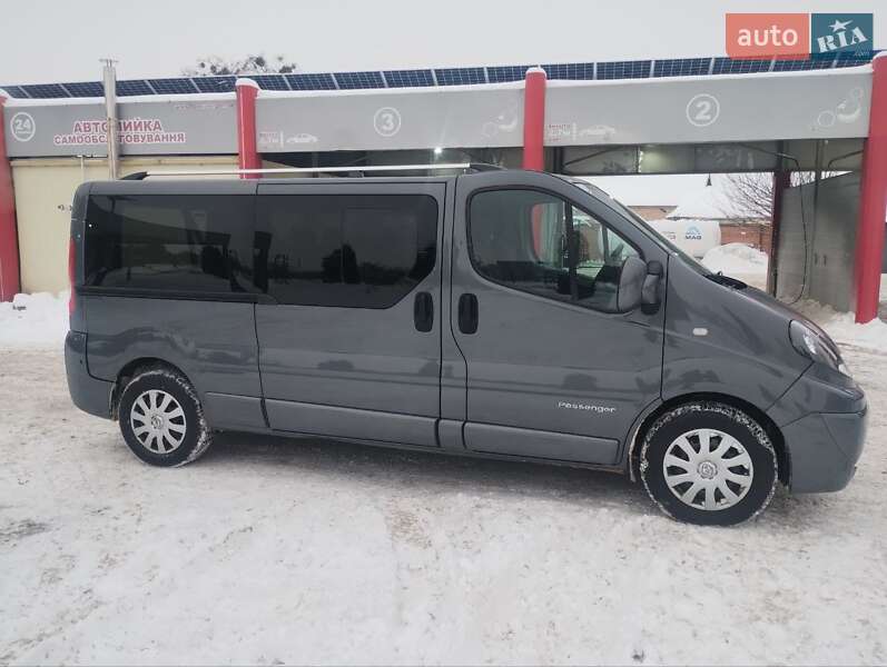 Минивэн Renault Trafic 2012 в Дубно