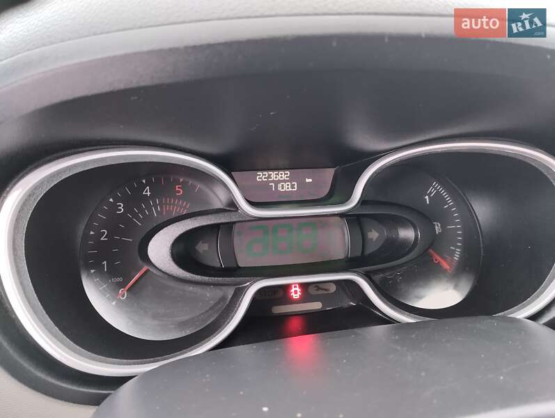 Грузопассажирский фургон Renault Trafic 2019 в Дубно