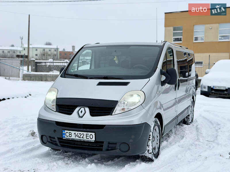 Минивэн Renault Trafic 2011 в Ровно