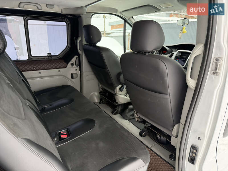 Минивэн Renault Trafic 2011 в Ровно