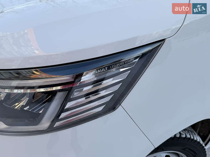 Грузовой фургон Renault Trafic 2022 в Звягеле
