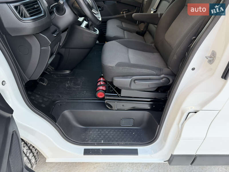 Грузовой фургон Renault Trafic 2022 в Звягеле