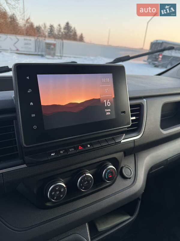 Грузовой фургон Renault Trafic 2023 в Недобоевцах