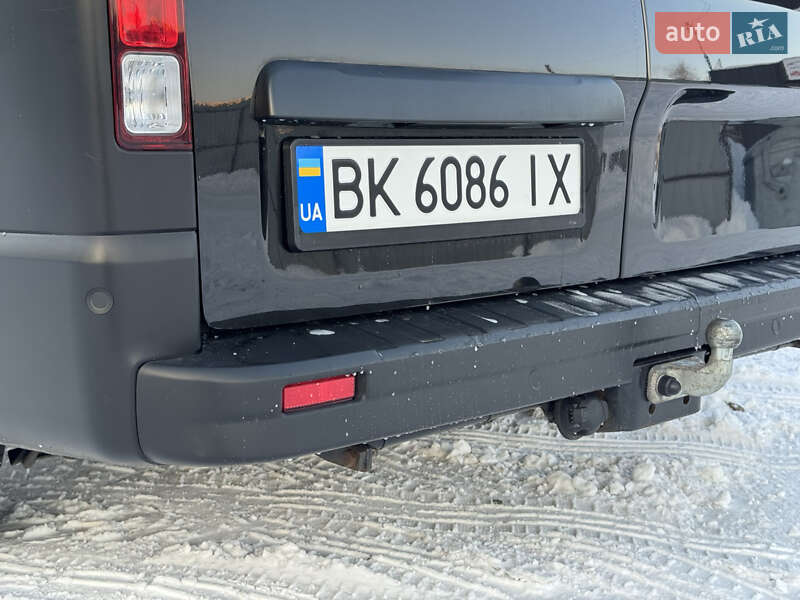 Минивэн Renault Trafic 2022 в Дубно