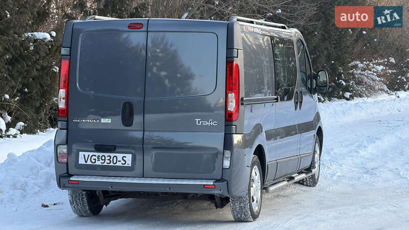 Грузопассажирский фургон Renault Trafic 2014 в Ровно фото 7 Грузопассажирский фургон Renault Trafic 2014 в Ровно