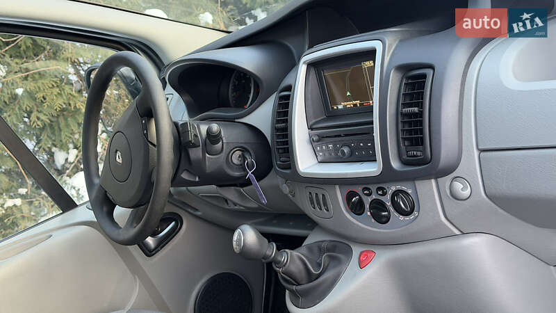 Грузопассажирский фургон Renault Trafic 2014 в Ровно фото 25 Грузопассажирский фургон Renault Trafic 2014 в Ровно