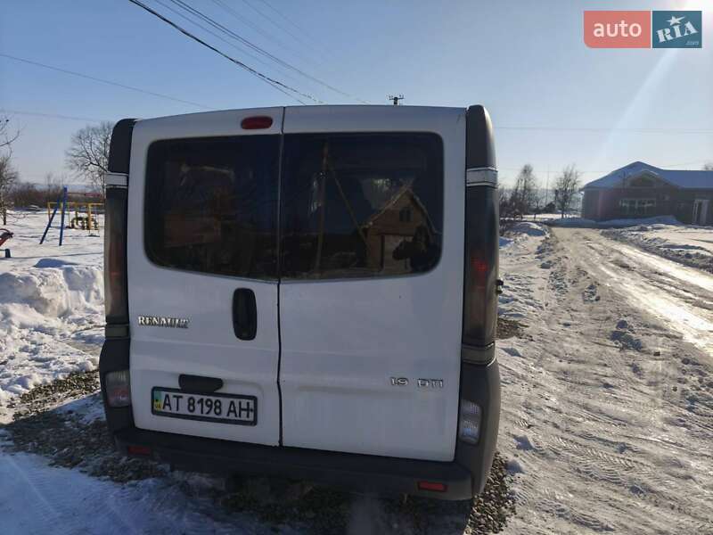 Минивэн Renault Trafic 2003 в Калуше