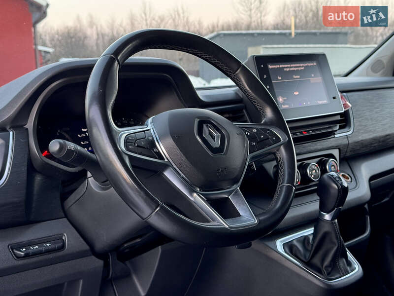 Минивэн Renault Trafic 2022 в Дубно