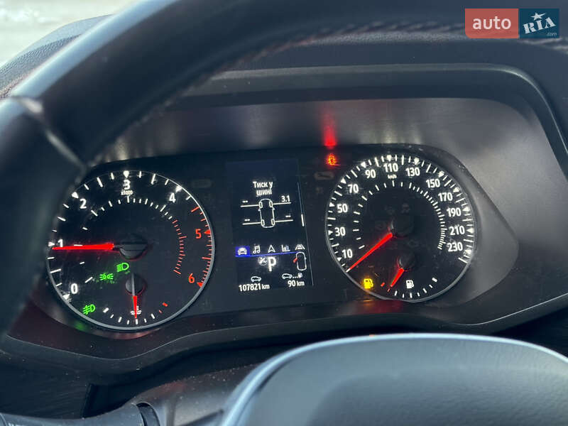 Минивэн Renault Trafic 2022 в Дубно