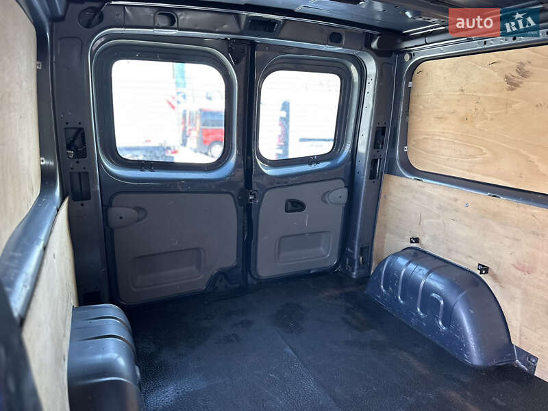 Грузовой фургон Renault Trafic 2013 в Ровно фото 22 Грузовой фургон Renault Trafic 2013 в Ровно