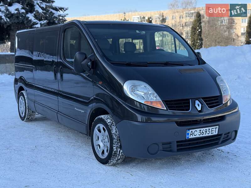 Минивэн Renault Trafic 2007 в Ровно